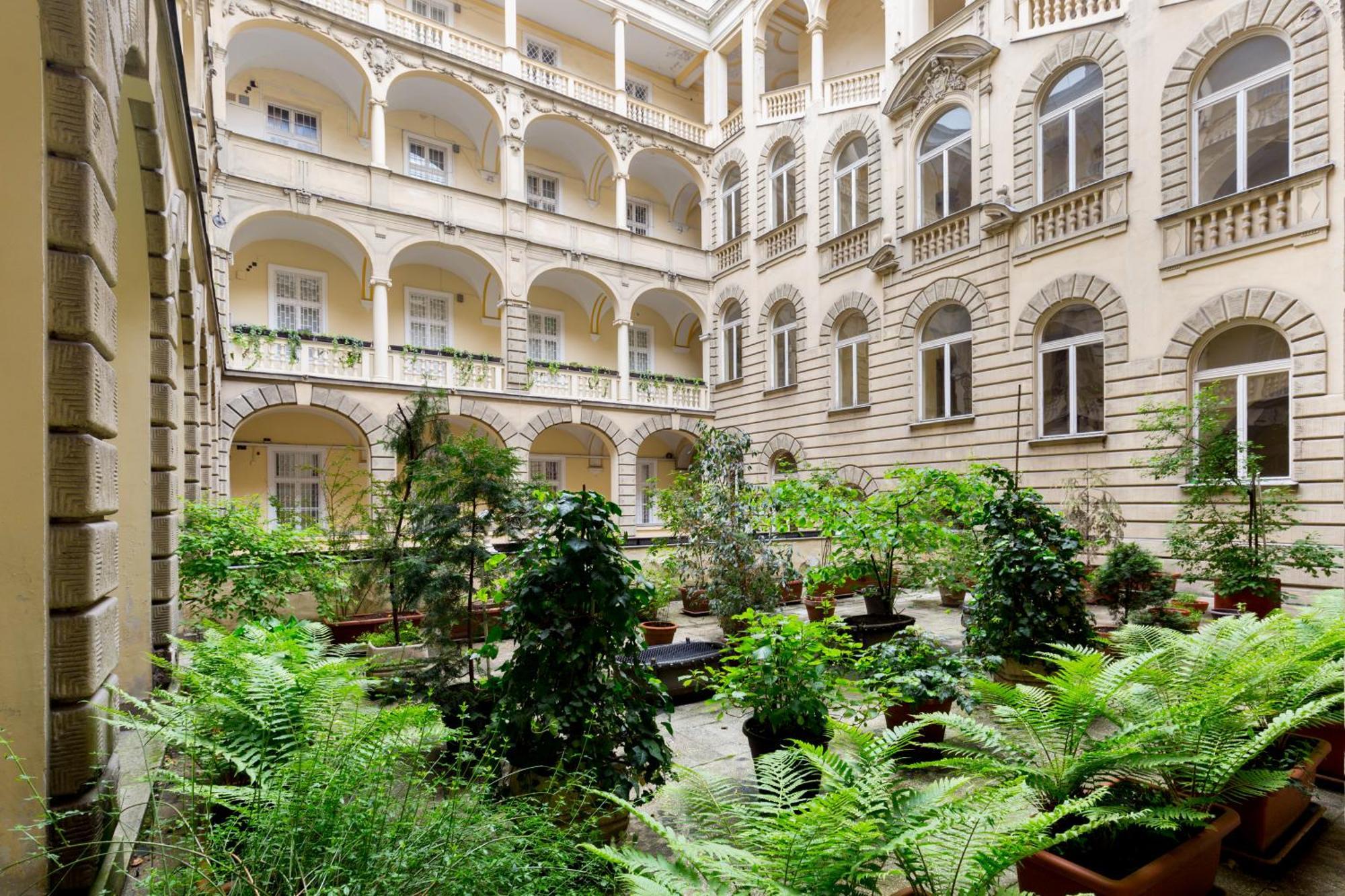 K4 Studio Apartments Budapest Ngoại thất bức ảnh