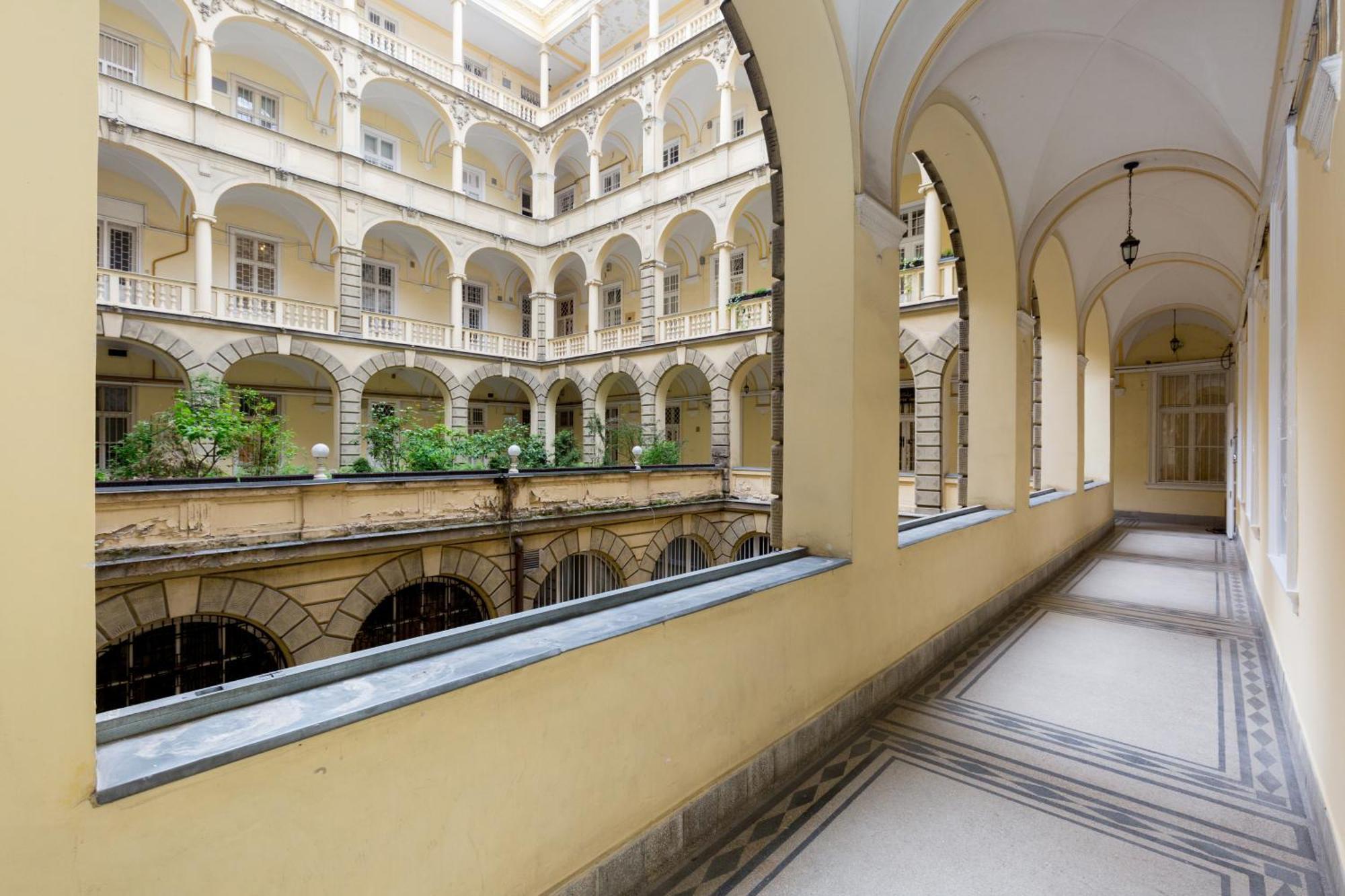 K4 Studio Apartments Budapest Ngoại thất bức ảnh